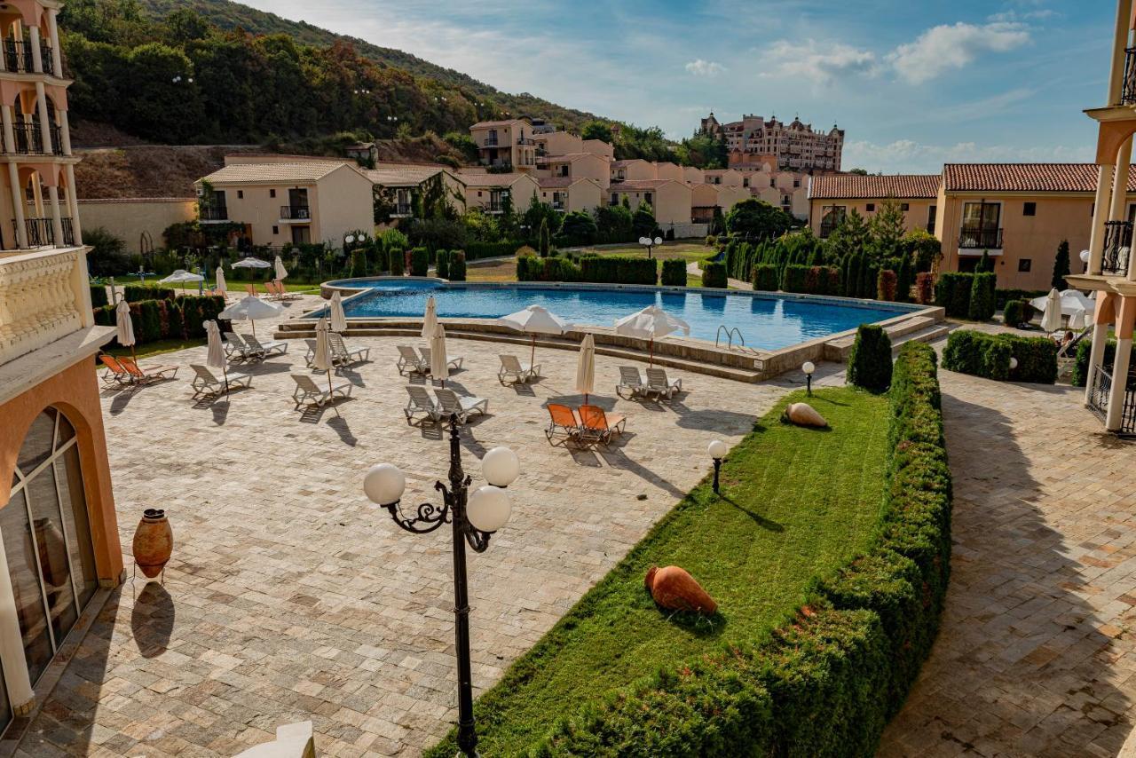 Menada Negresco Apartments Elenite Dış mekan fotoğraf
