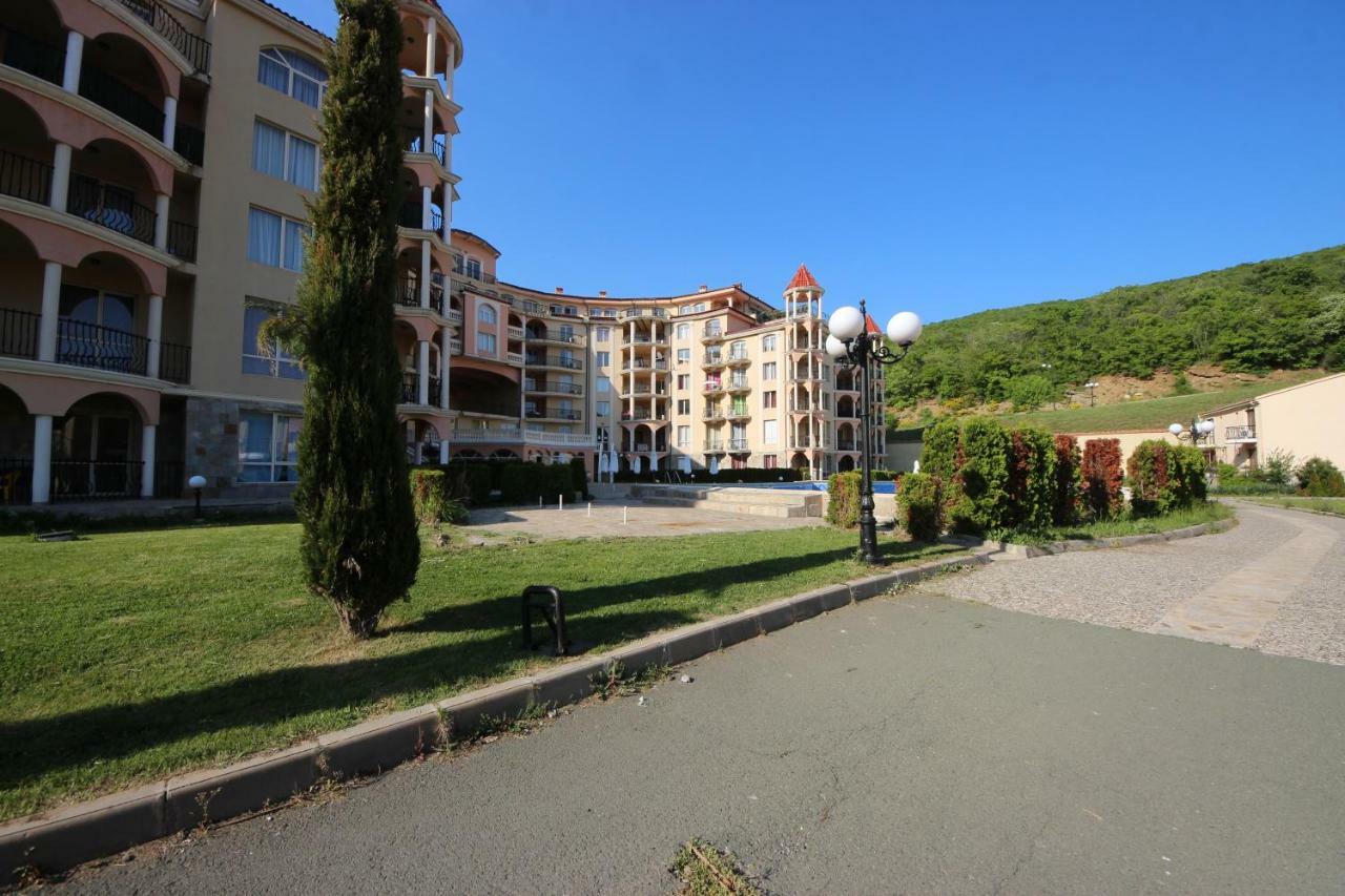 Menada Negresco Apartments Elenite Dış mekan fotoğraf