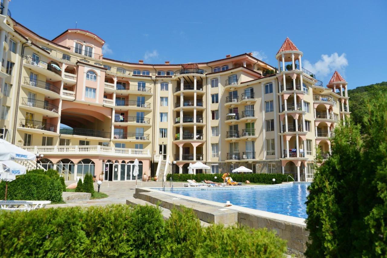 Menada Negresco Apartments Elenite Dış mekan fotoğraf